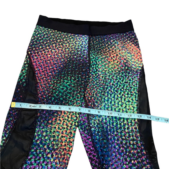 Nike Pro Hypercool Multicolor Print, Black Sheer Mesh Insets Cropped Leggings,M - Picture 13 of 16
